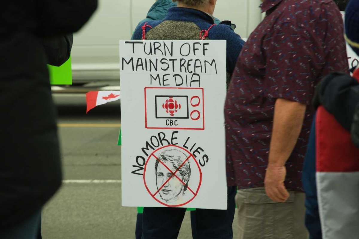 Victoria,,bc,,canada, ,february,5th,,2022:,sign,reading,"turn